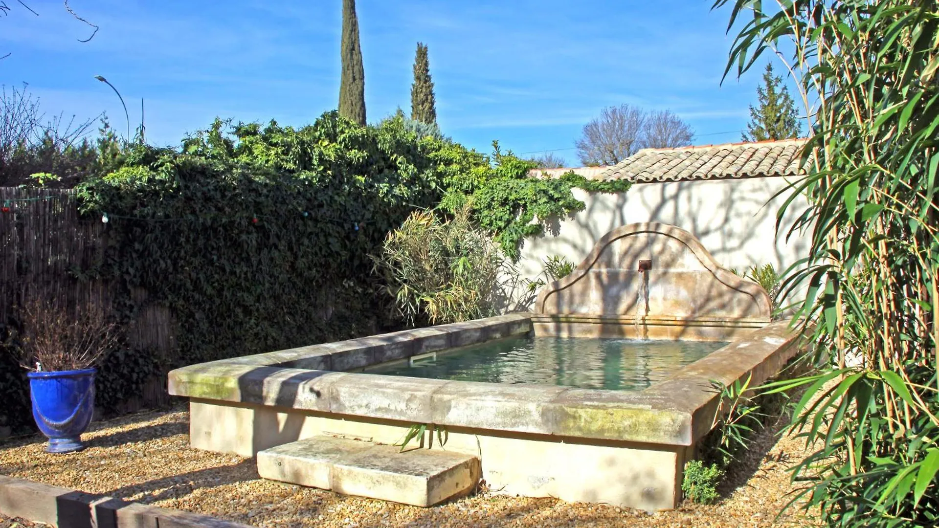 Homestay Le Cabanon Du Clos L'Isle-sur-la-Sorgue France
